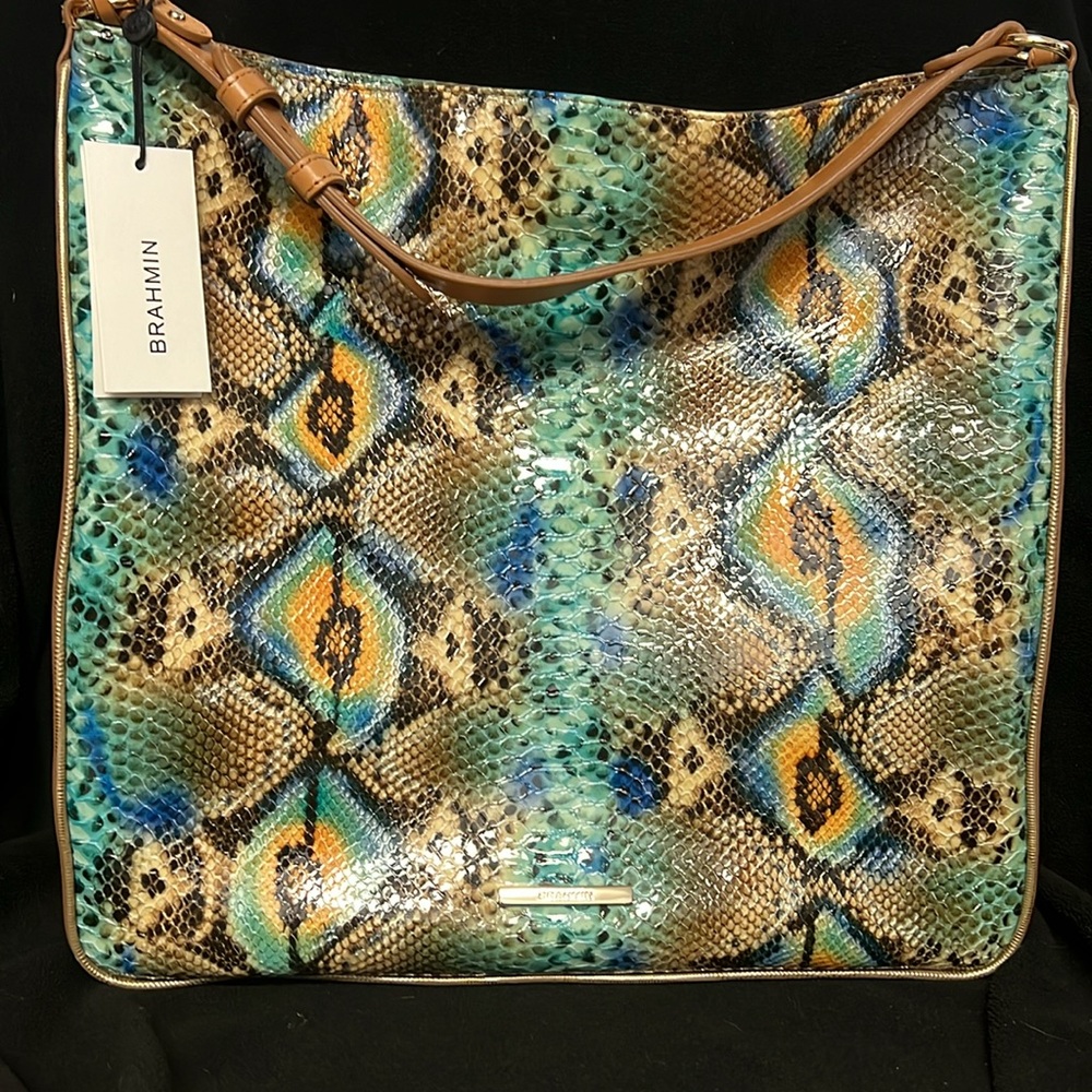 Lg NWOT Brahmin Isabella Shoulder Bag